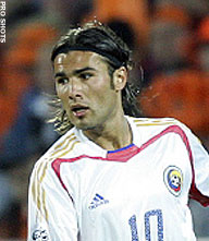 Mutu houdt Roemeense hoop overeind