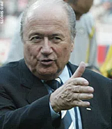 Thumbnail for article: Sepp Blatter: 'Bij racisme puntenaftrek'
