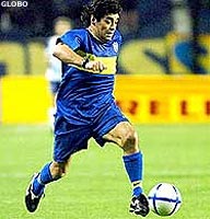 Voetballende Maradona voorbeeld voor Boca