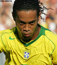 Ronaldinho weer in race voor FIFA-prijs