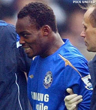 Mickaël Essien vreest voor zware blessure