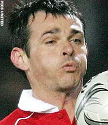 Thumbnail for article: Sagnol flirt met Juve, maar blijft bij Bayern