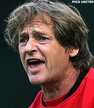 Coach Neumann langer bij VVV-Venlo