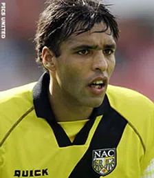 Thumbnail for article: 'Feyenoord eerste optie voor Van Hooijdonk'