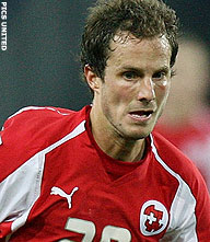 Lyon haalt oude bekende voor defensie