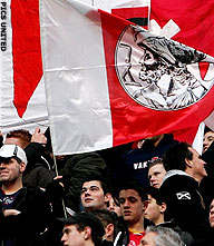 Ajax zonder supporters naar Almelo