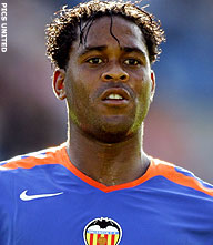 Kluivert geopereerd, pas half april terug