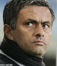 Mourinho dreigt B-team naar Barça te sturen
