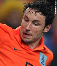 Van Basten opmerkelijk tevreden over Oranje