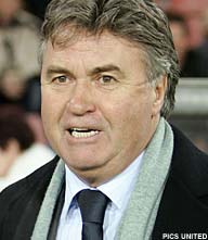 Thumbnail for article: PSV eist deze maand duidelijkheid van Hiddink