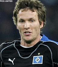 HSV verhoogt druk op Bayern en Schalke