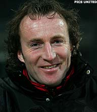 Pothuizen weg bij NEC, Prent mag blijven