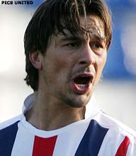 Willem II neemt afscheid van Reuser, Moens