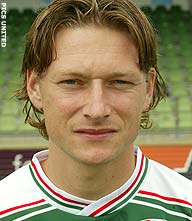 Nieuwenburg (27) tekent bij Helmond Sport