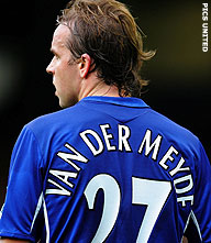 Van der Meyde vecht voor z'n plek bij Everton