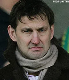 Thumbnail for article: 'NAC wil Tony Adams als nieuwe trainer'