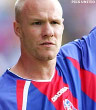 Thumbnail for article: Andrew Johnson zegt 'ja' tegen Everton