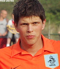 Huntelaar topscorer aller tijden Jong Oranje