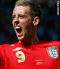 Crouch wordt serieus en is robotdanser af