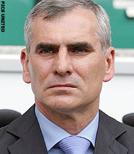 Pawel Janas ziet zijn ontslag naderen