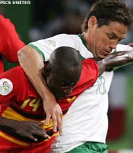 Doelman houdt Angola overeind tegen Mexico