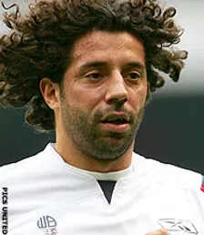 Thumbnail for article: Iván Campo en Bolton vinden elkaar toch
