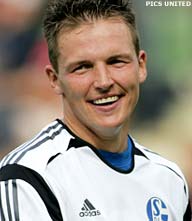 Schalke na ellenlange penaltyserie verder