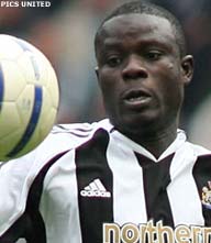 Charlton winkelt bij Liverpool en Newcastle