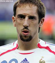 Thumbnail for article: Lyon heeft heel veel geld over voor Ribery