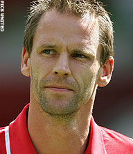 Transfer André Ooijer naar Blackburn rond