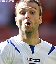 HSV leent spits Ljuboja van VfB Stuttgart