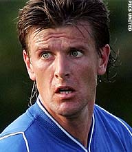 ADO verlost Richard Knopper van Vitesse