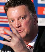 Van Gaal: 'Kunnen onze borst nat maken'