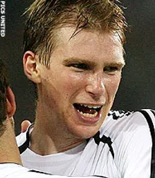 Thumbnail for article: Werder-debuut lonkt voor Mertesacker