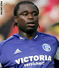 Asamoah en Slomka leggen het weer bij