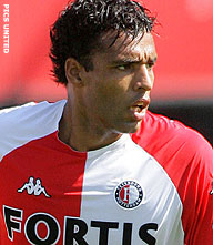 Van Hooijdonk lijkt fit voor duel met Veendam