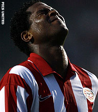 PSV niet verrast door knieblessure Kluivert