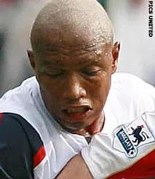 Thumbnail for article: Bolton derde dankij oplevingen Diouf