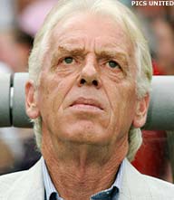 Beenhakker: 'Poolse voetbal 20 jaar achter'