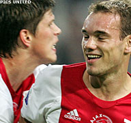 Ajax doet niets teveel tegen ADO Den Haag
