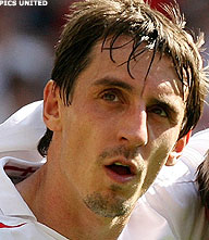 Gary Neville laat verstek gaan tegen Oranje
