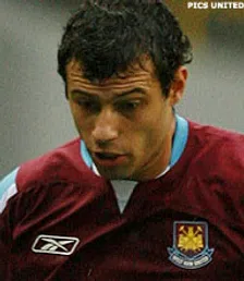 Thumbnail for article: Mascherano is bank bij West Ham United zat