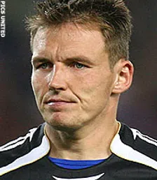 Thumbnail for article: HSV en Schalke zijn het eens over Rost