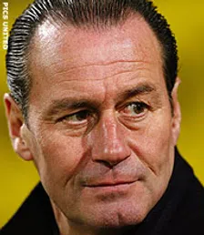 Thumbnail for article: Stevens naar HSV, Atteveld interim bij Roda