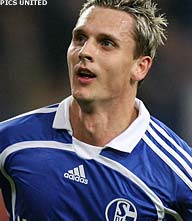 Seizoen Schalke's Peter Løvenkrands voorbij