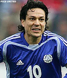 Thumbnail for article: Glas melk bezorgt Litmanen blessures