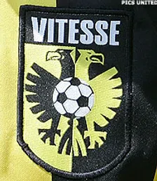 Thumbnail for article: Vitesse breekt contract Van Diermen open