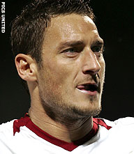 Roma zeker van tweede plaats, Vieri rijk