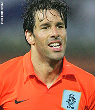 Nistelrooy en Van Basten begraven strijdbijl
