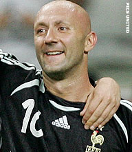 Coach Westerhof krijgt Barthez bij Necaxa
